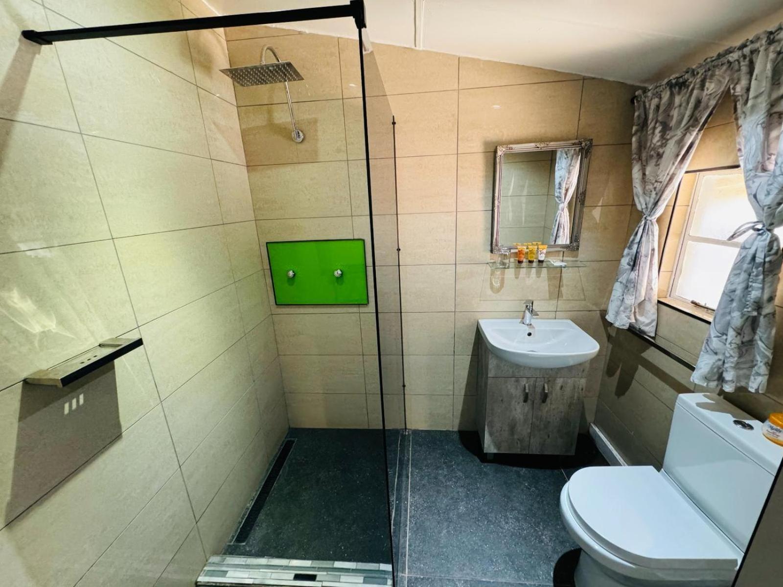 Echo Mountain Inn (Adults Only) Thabazimbi Room photo